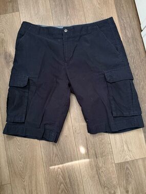 Men's Cargo Shorts in Black — Durable Everyday Carry